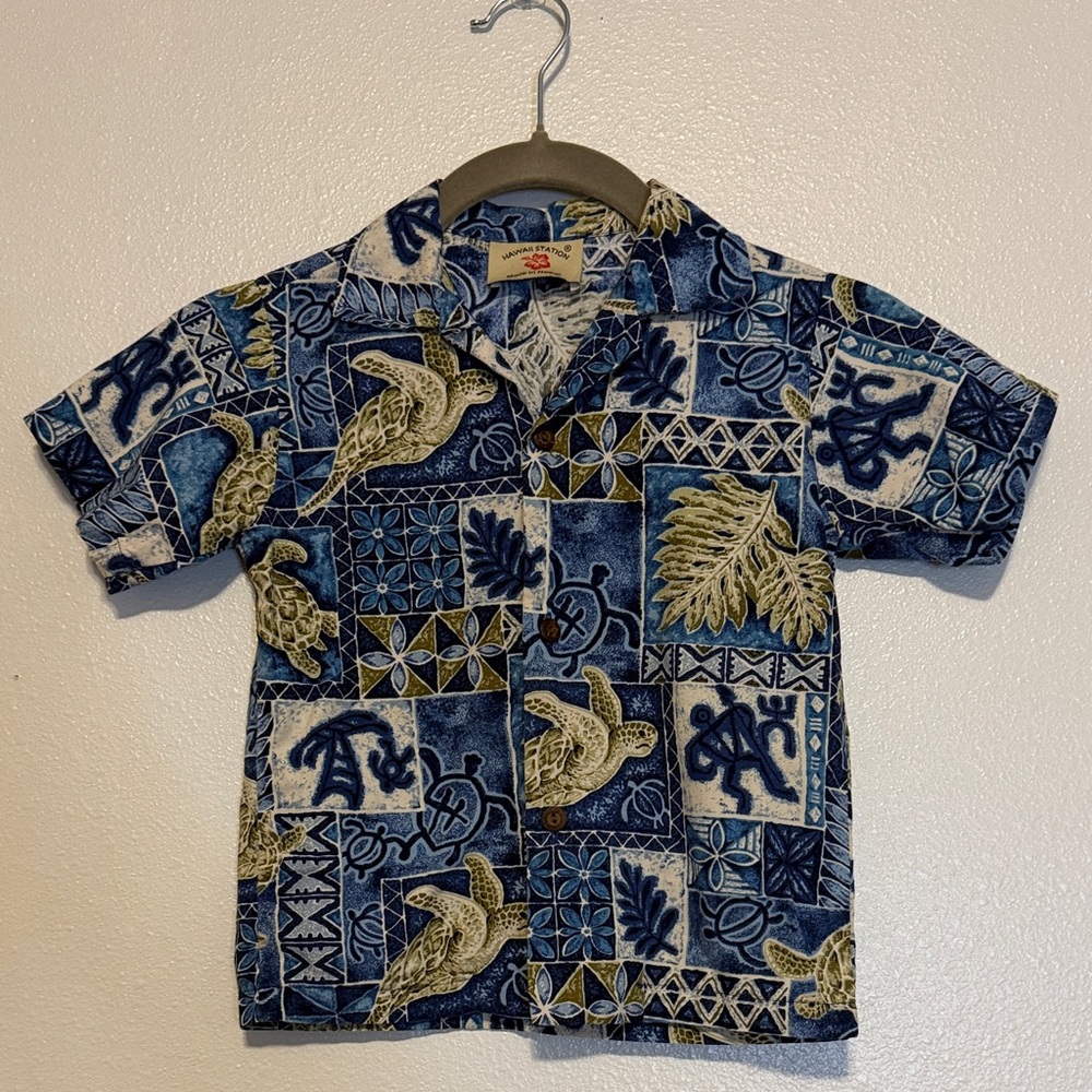 Navy Turtle Print Kids Hawaiian Button-Down Shirt